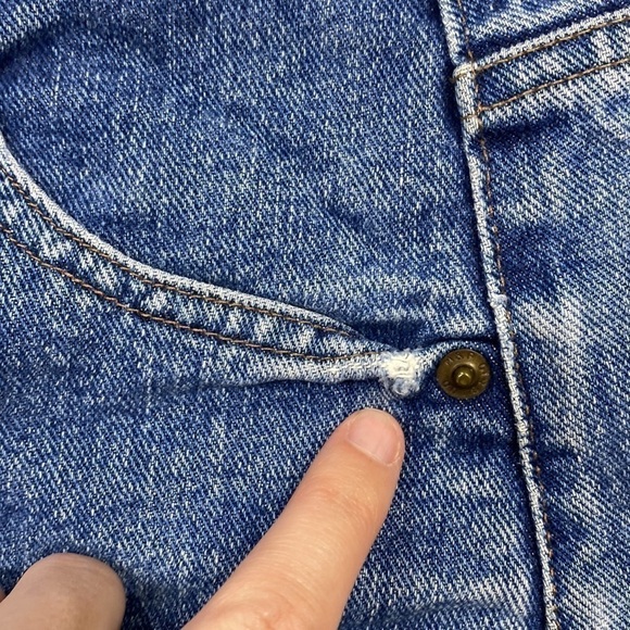 Marithe Francois Girbaud Hi-Rise Raw Hem Denim Shorts Size 7/8 - Picture 14 of 14